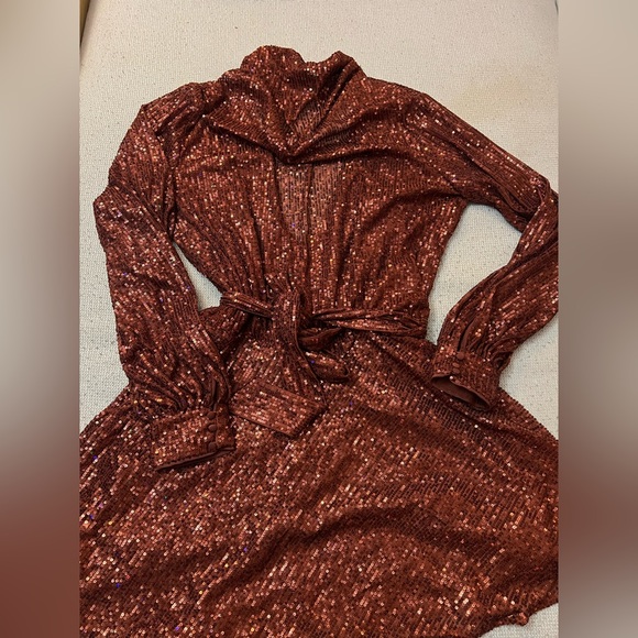 sequined rusty red cowl neck from asos worn only once. Perfect for holidays - Picture 2 of 3